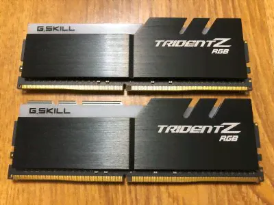 G.Skill Trident Z RGB [F4-3600C16D-64GTZR] 2x32GB CL16 3600MHz На гарантии